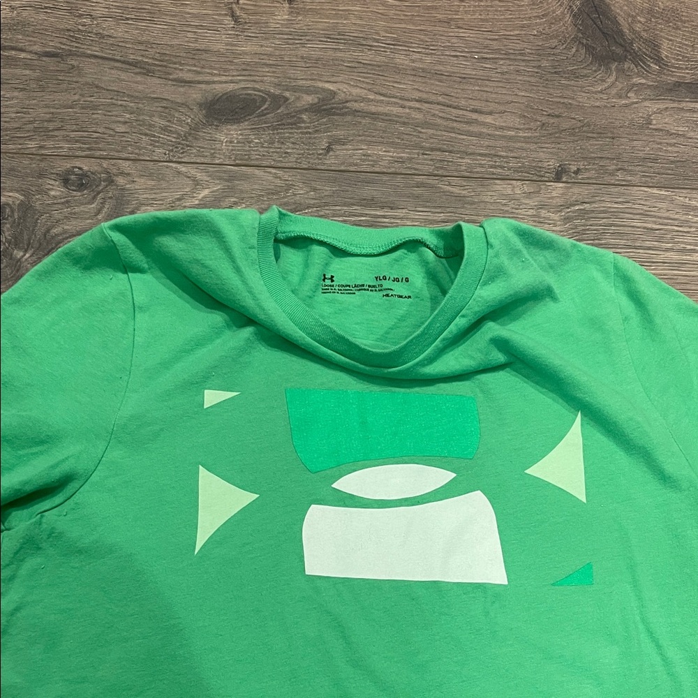 Under Armour Kids Green Short Sleeve Tee - Picture 3 of 3